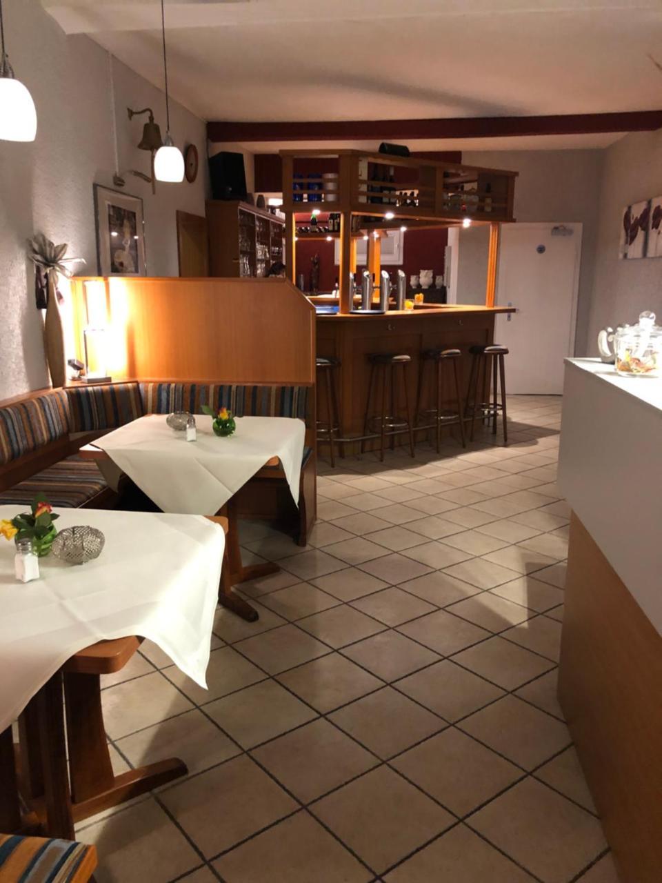 Hotel & Restaurant Blume Wolfsburg Eksteriør billede