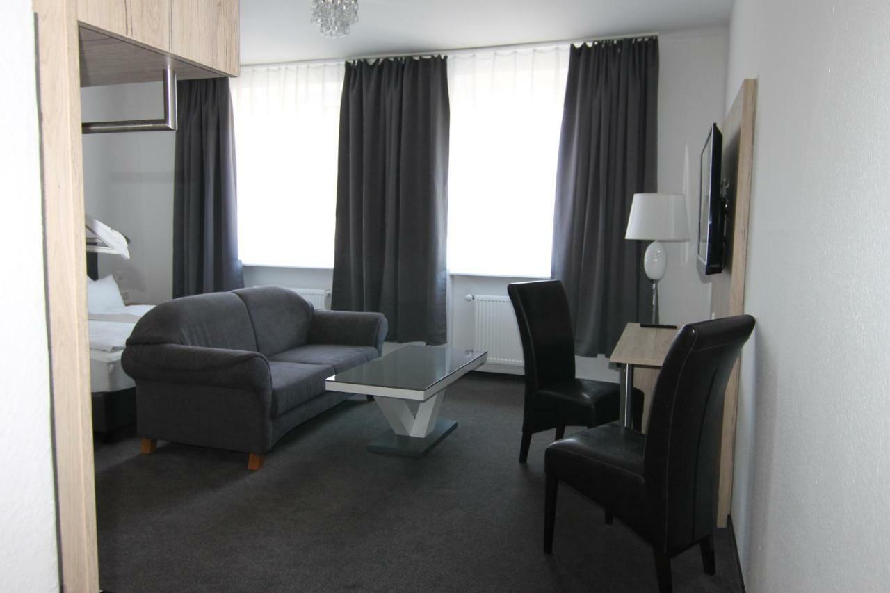 Hotel & Restaurant Blume Wolfsburg Eksteriør billede