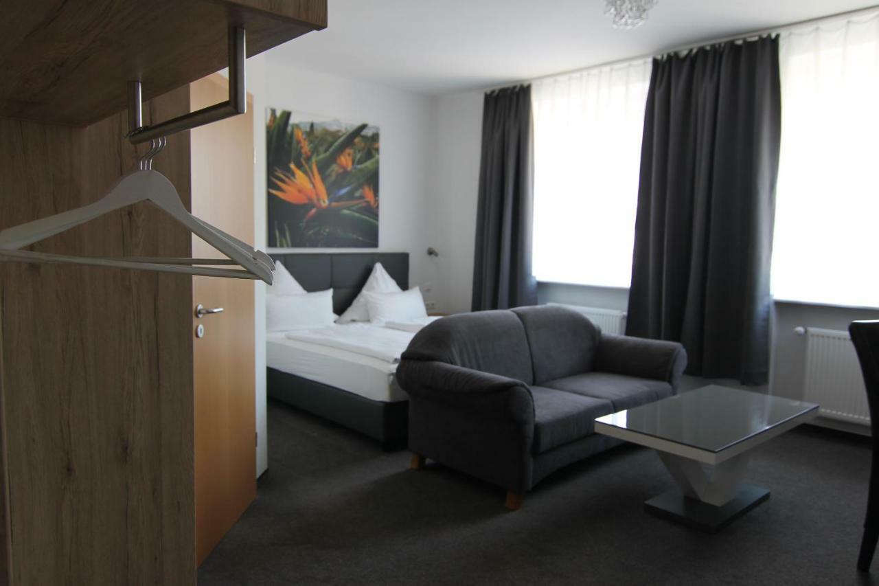 Hotel & Restaurant Blume Wolfsburg Eksteriør billede